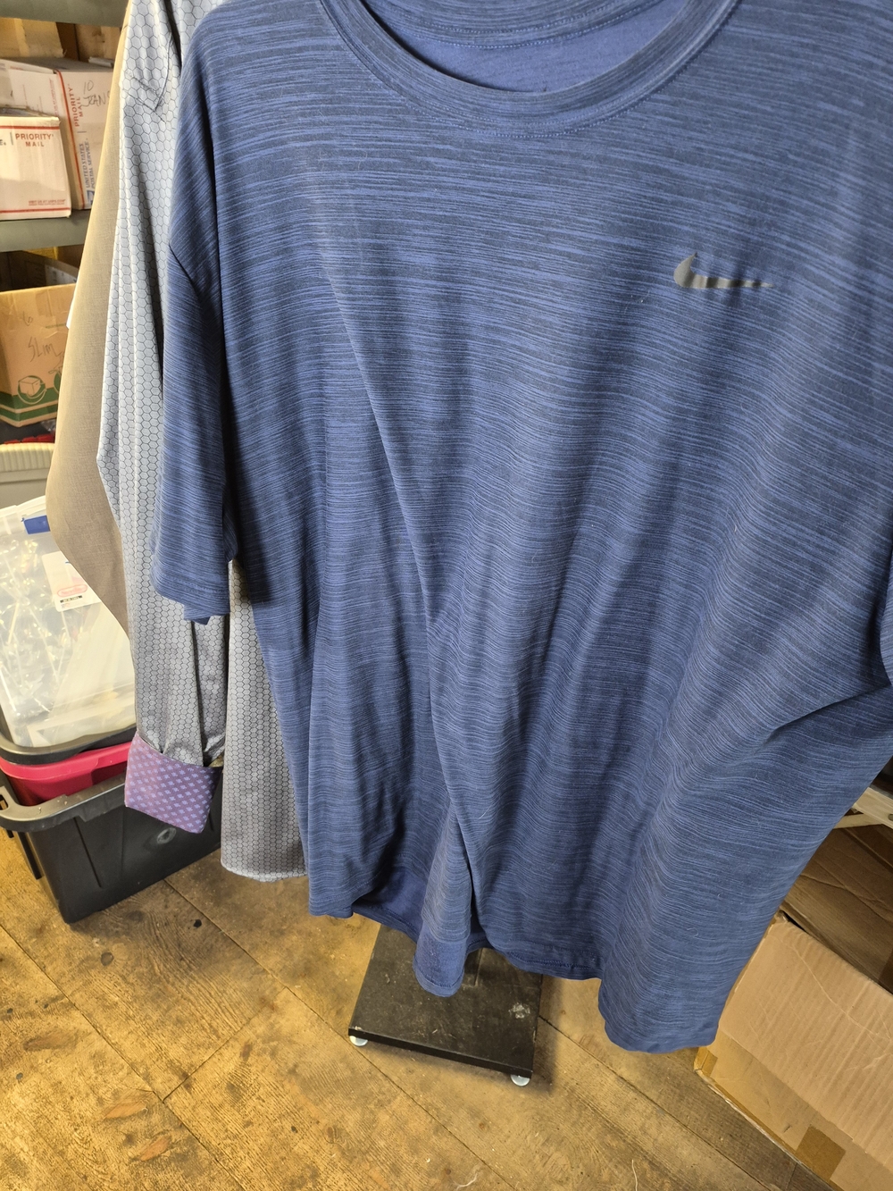 Nike Men’s Dri-FIT Blue Heather Performance T-Shirt Bin 55